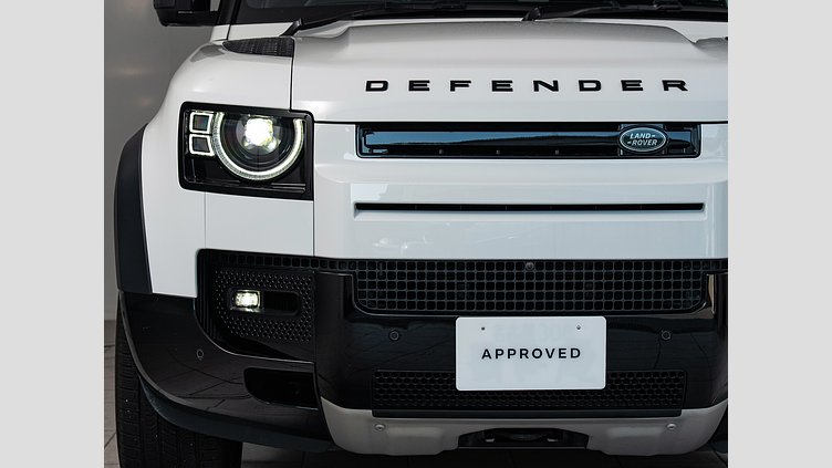2025 認定中古車 Land Rover Defender 110 フジホワイト P300 ガソリン X-Dynamic SE　P300　エアサスペンション装着車