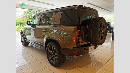 Defender 110 1