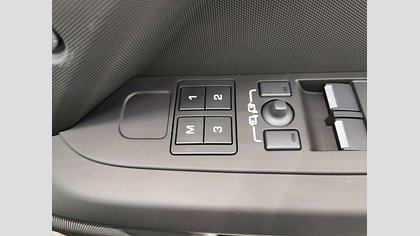 Defender 110 26