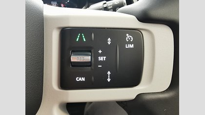 Defender 110 23