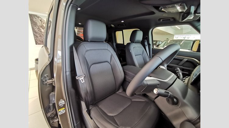 2025 認定中古車 Land Rover Defender 110 ゴンドワナストーン D350 ディーゼルマイルドハイブリッド X-Dynamic SE