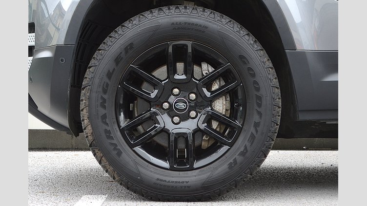 2021 認定中古車 Land Rover Defender 110 アイガーグレイ D300 AWD（AT） S