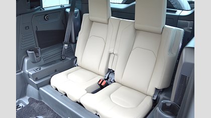 Defender 110 10