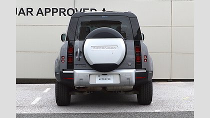 Defender 110 6
