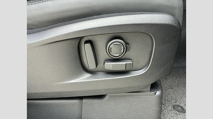Defender 110 23