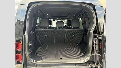 Defender 110 18