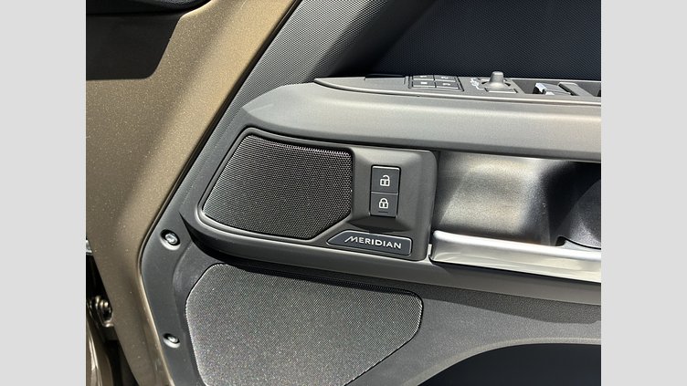 2025 認定中古車 Land Rover Defender 110 ゴンドワナストーン D350 ディーゼルマイルドハイブリッド X-Dynamic HSE