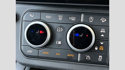 Defender 110 34
