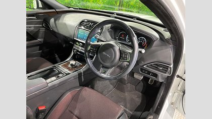 XE 30