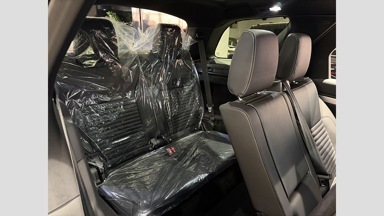 2025 認定中古車 Land Rover Discovery サントリーニブラック D350マイルドハイブリッド（ディーゼル） Dynamic SE