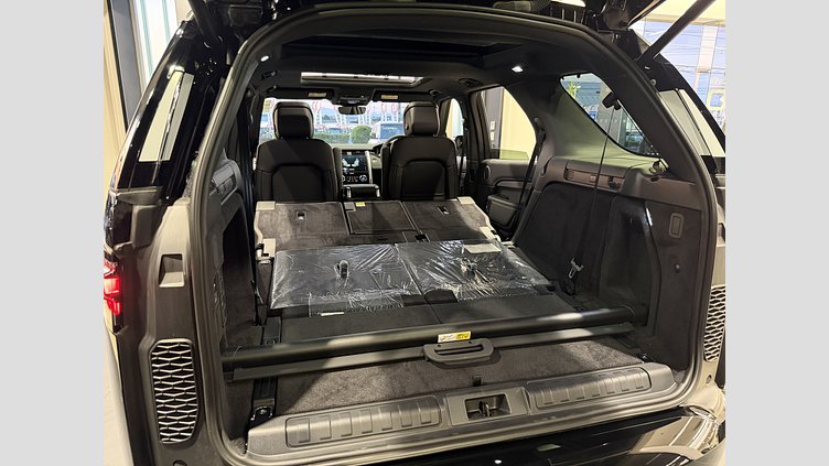 2025 認定中古車 Land Rover Discovery サントリーニブラック D350マイルドハイブリッド（ディーゼル） Dynamic SE