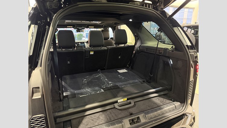 2025 認定中古車 Land Rover Discovery サントリーニブラック D350マイルドハイブリッド（ディーゼル） Dynamic SE