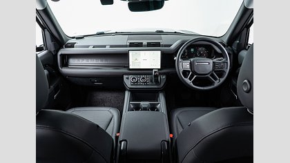 Defender 110 3