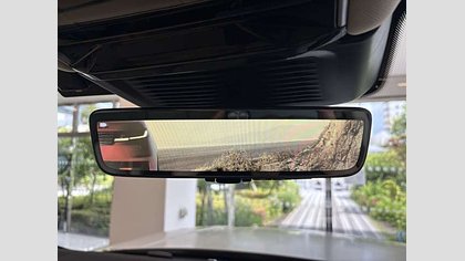 Range Rover 25