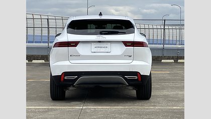 E-Pace 6