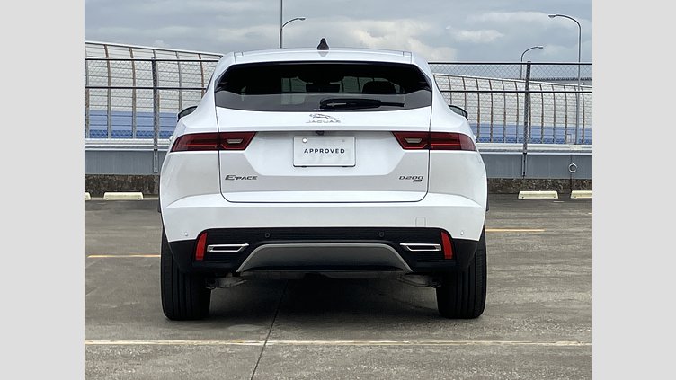 2022 認定中古車 Jaguar E-Pace オストゥーニパールホワイト D200 AWD（オートマチック） S