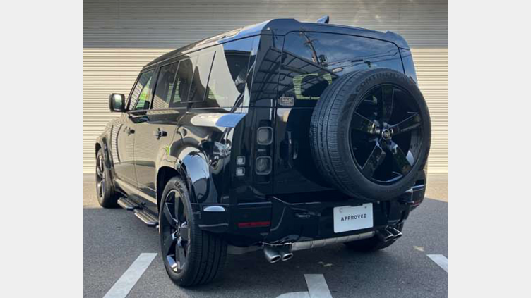 2024 認定中古車 Land Rover Defender 110 サントリーニブラック P525 ガソリン V8