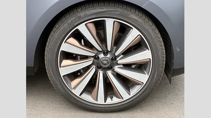Range Rover 8