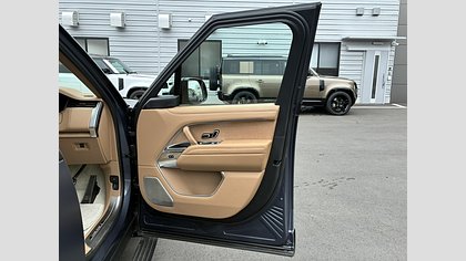 Range Rover 17