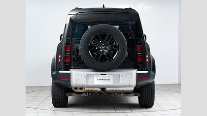 Defender 110 6