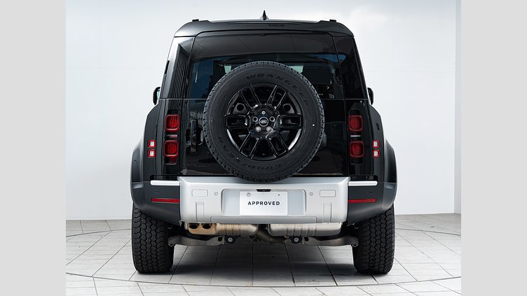 2025 認定中古車 Land Rover Defender 110 サントリーニブラック D350 ディーゼルマイルドハイブリッド S　D350　エアサスペンション装着車