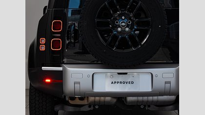 Defender 110 13