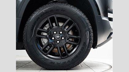 Defender 110 8
