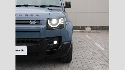 Defender 90 11