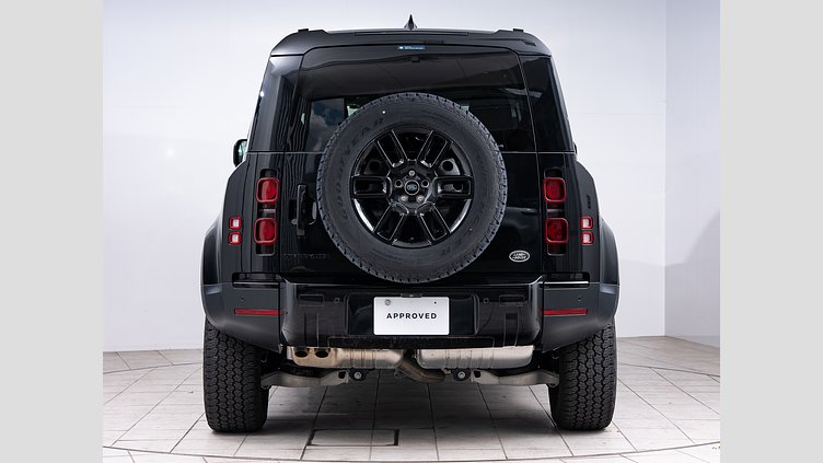2023 認定中古車 Land Rover Defender 110 サントリーニブラック D300 AWD（AT） S　D300　コイルサスペンション装着車