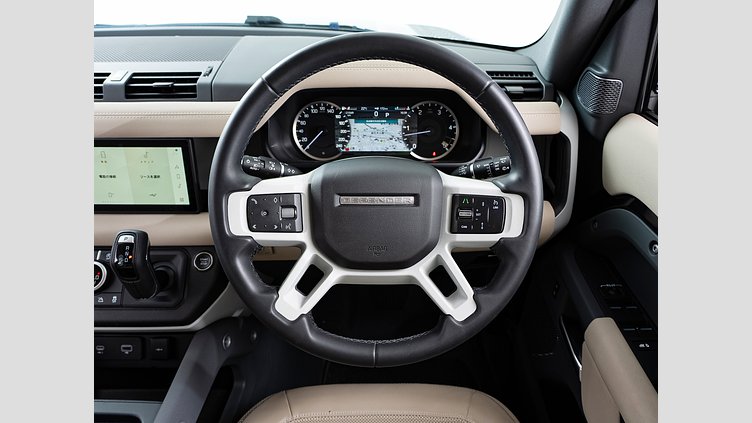2023 認定中古車 Land Rover Defender 110 サントリーニブラック D300 AWD（AT） S　D300　コイルサスペンション装着車