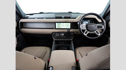 Defender 110 3