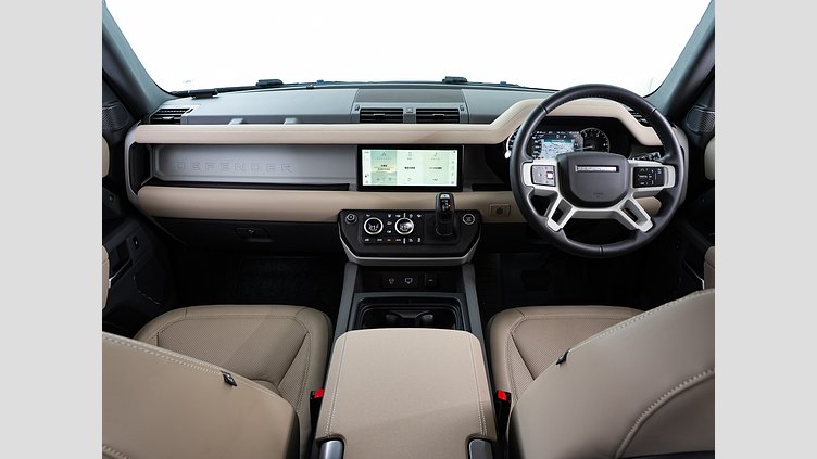 2023 認定中古車 Land Rover Defender 110 サントリーニブラック D300 AWD（AT） S　D300　コイルサスペンション装着車