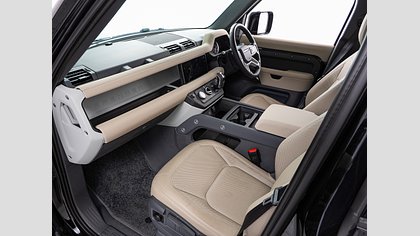 Defender 110 2
