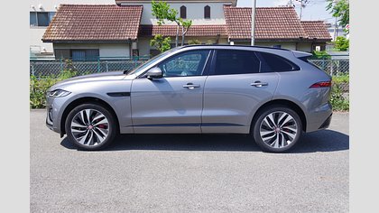 F-Pace 2