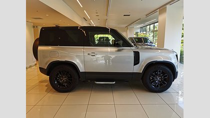 Defender 90 12
