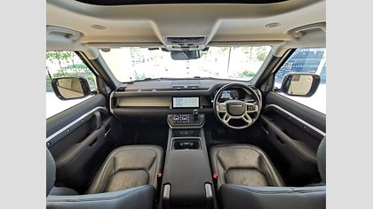 Defender 90 3