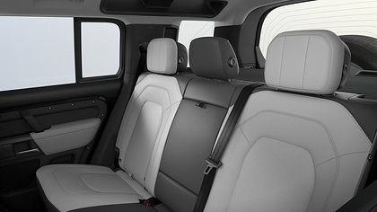 Defender 110 6