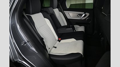 Discovery Sport 8