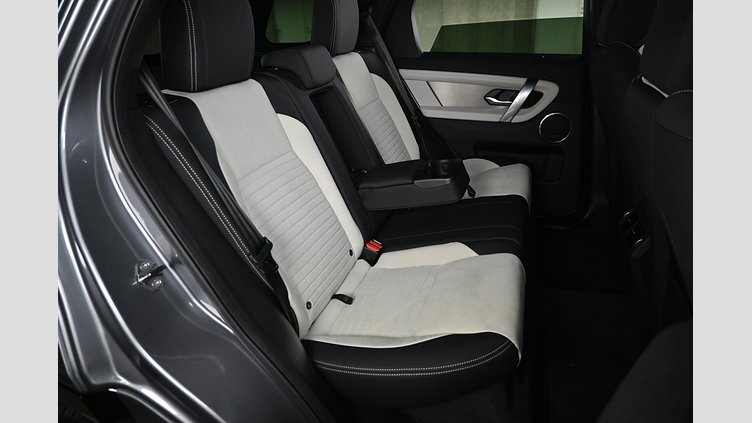 2025 認定中古車 Land Rover Discovery Sport アイガーグレイ D200マイルドハイブリッド（ディーゼル） 標準ホイール Dynamic SE