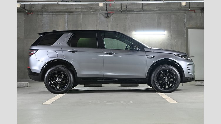 2025 認定中古車 Land Rover Discovery Sport アイガーグレイ D200マイルドハイブリッド（ディーゼル） 標準ホイール Dynamic SE