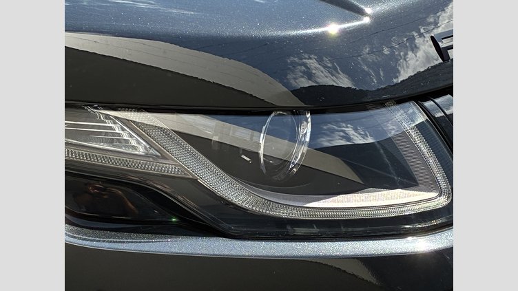 2018 認定中古車 Land Rover Range Rover Evoque Santorini Black 2.0 litre i4P​ HSE Dynamic