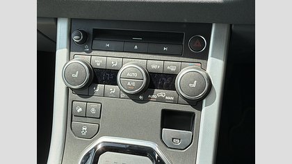 Range Rover Evoque 29