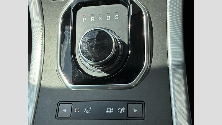 2018 認定中古車 Land Rover Range Rover Evoque Santorini Black 2.0 litre i4P​ HSE Dynamic