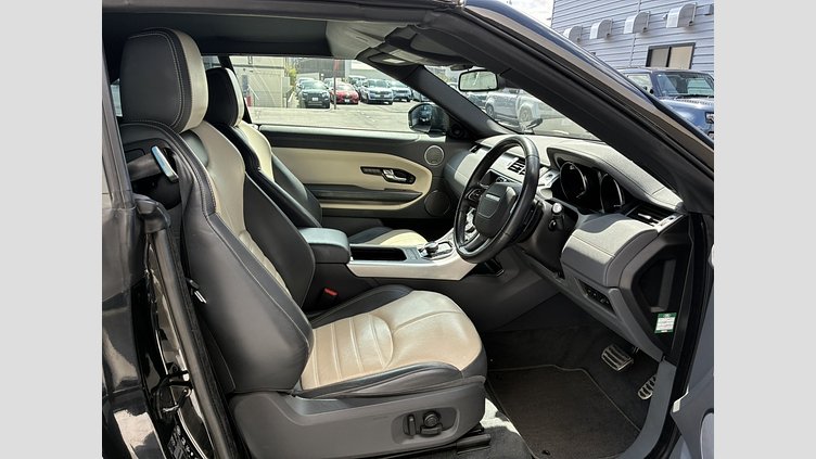 2018 認定中古車 Land Rover Range Rover Evoque Santorini Black 2.0 litre i4P​ HSE Dynamic