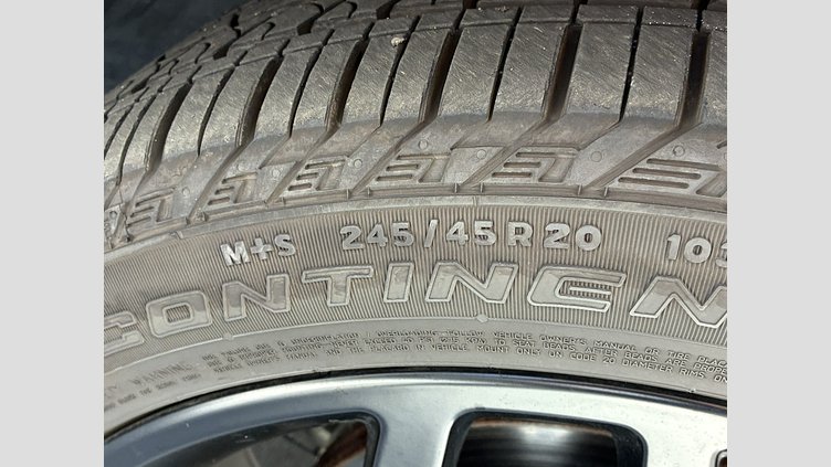 2018 認定中古車 Land Rover Range Rover Evoque Santorini Black 2.0 litre i4P​ HSE Dynamic