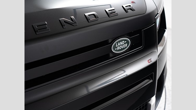 2025 認定中古車 Land Rover Defender 110 サントリーニブラック D350 ディーゼルマイルドハイブリッド S