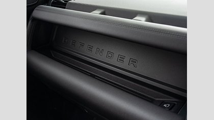 Defender 110 49