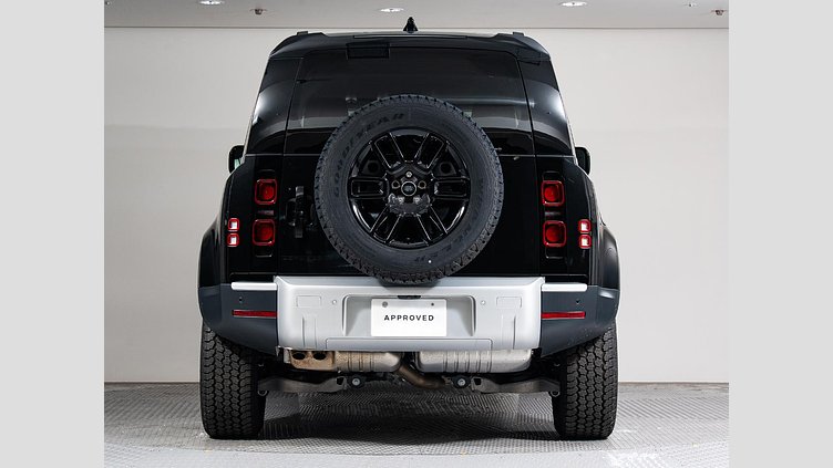 2025 認定中古車 Land Rover Defender 110 サントリーニブラック D350 ディーゼルマイルドハイブリッド S