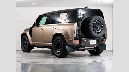 Defender 110 6