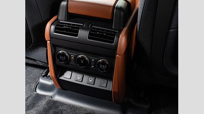 Defender 110 11